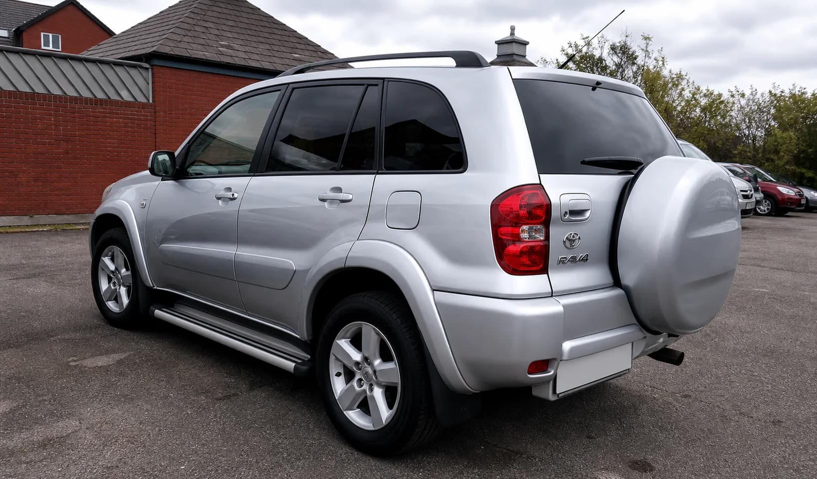 4x4 window tint side profile with deep privacy glass